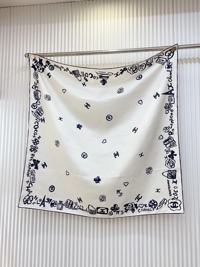 Minimalist Chanel Scarf 271951