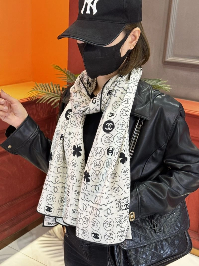 Chanel Scarf Functional 271918