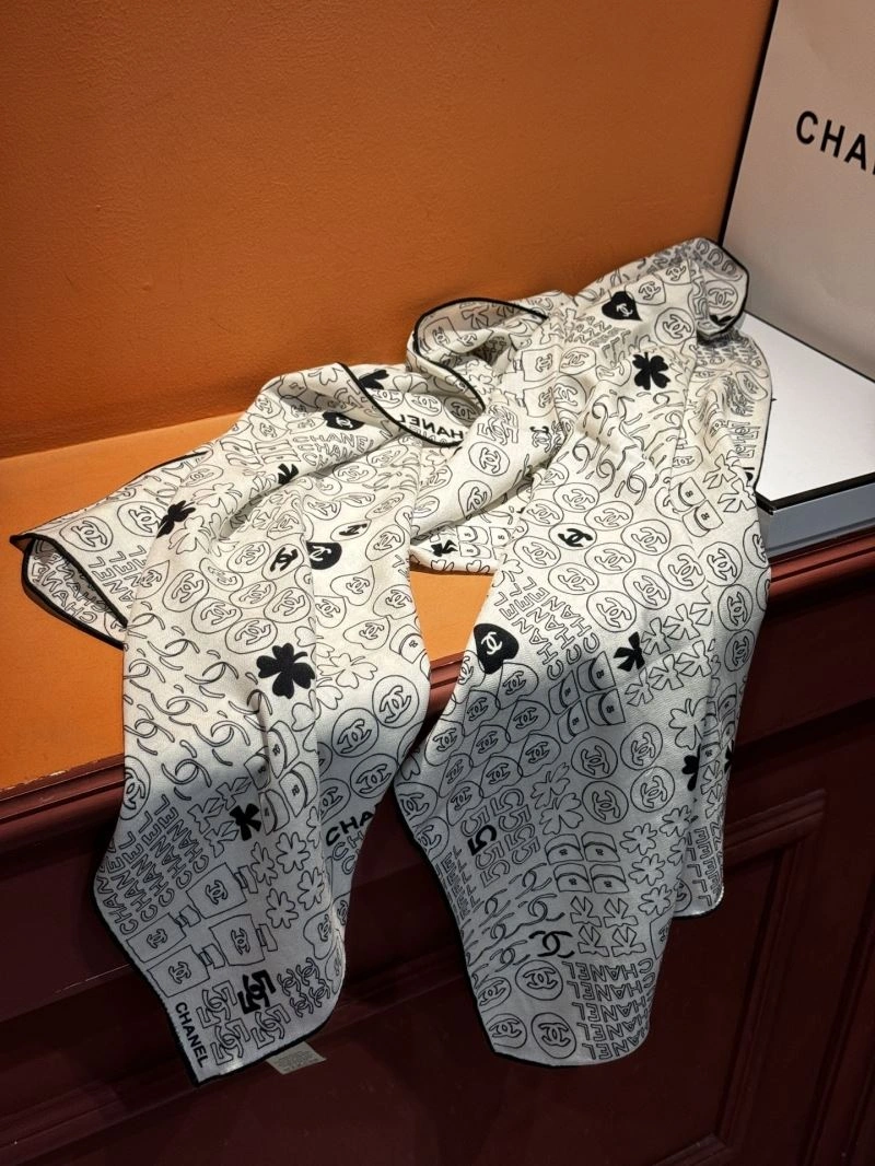 Chanel Scarf Functional 271918
