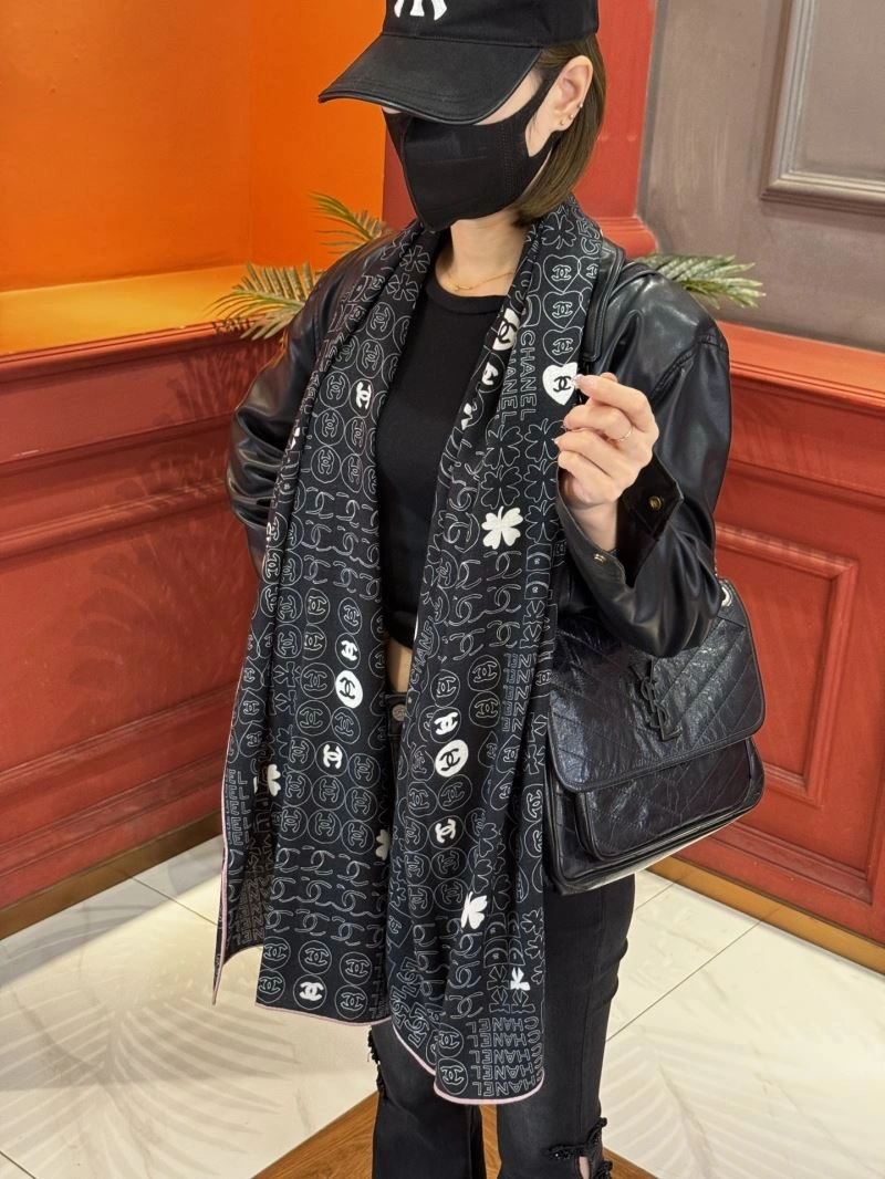 Chic Chanel Scarf 271919