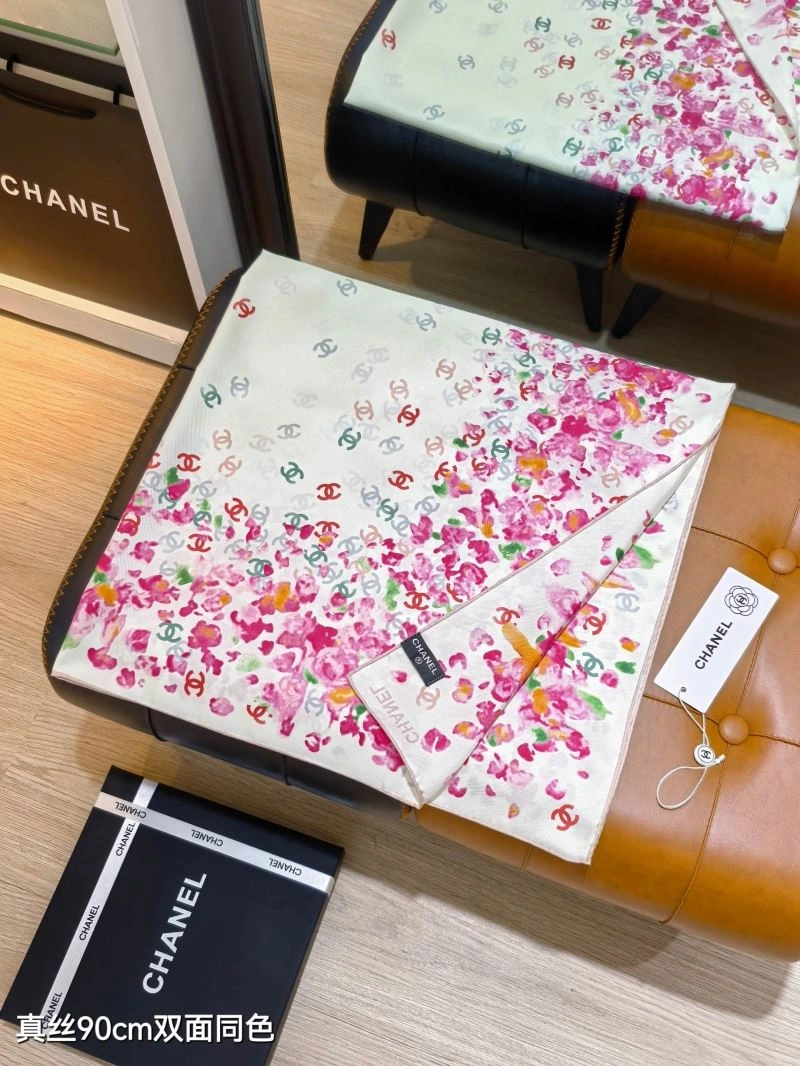 Breathable Chanel Scarf 271925