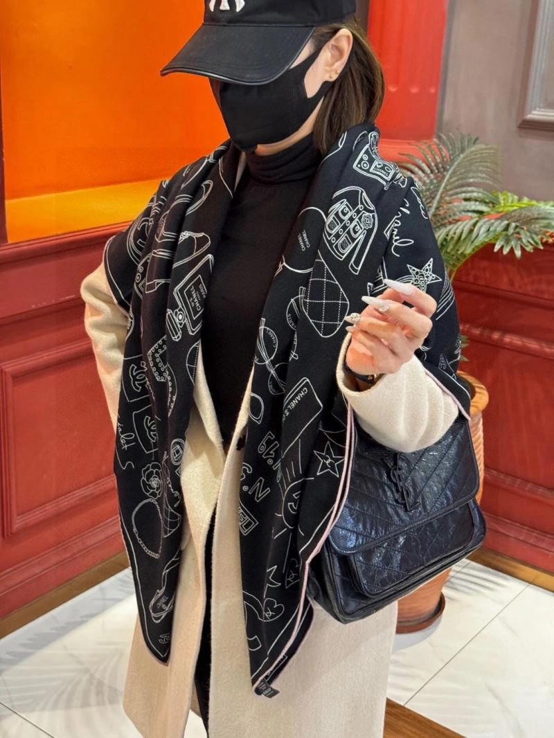 Chanel Scarf ZipUp 271933