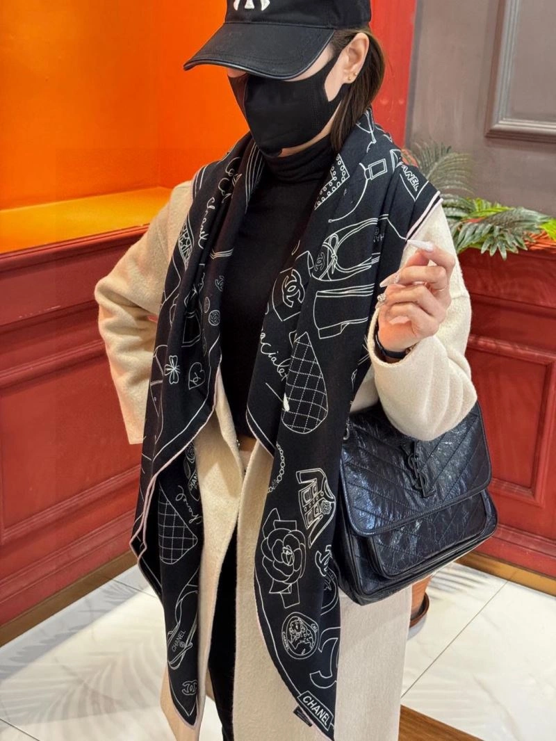 Chanel Scarf ZipUp 271933