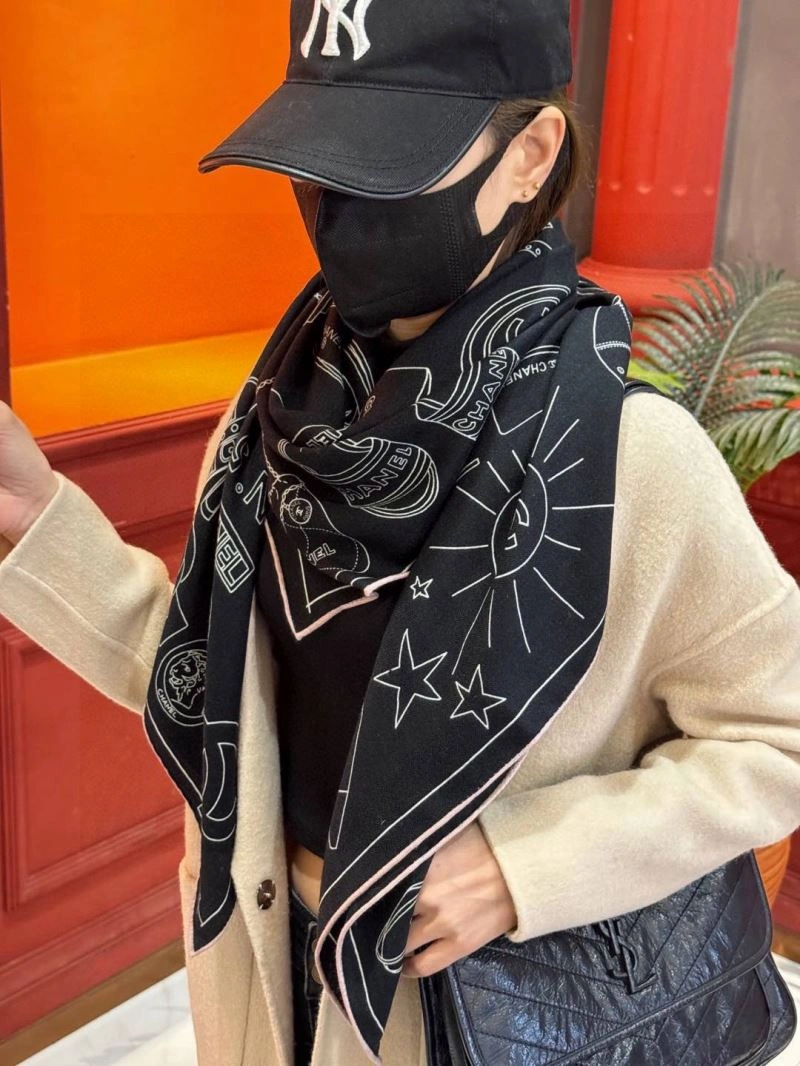 Chanel Scarf ZipUp 271933