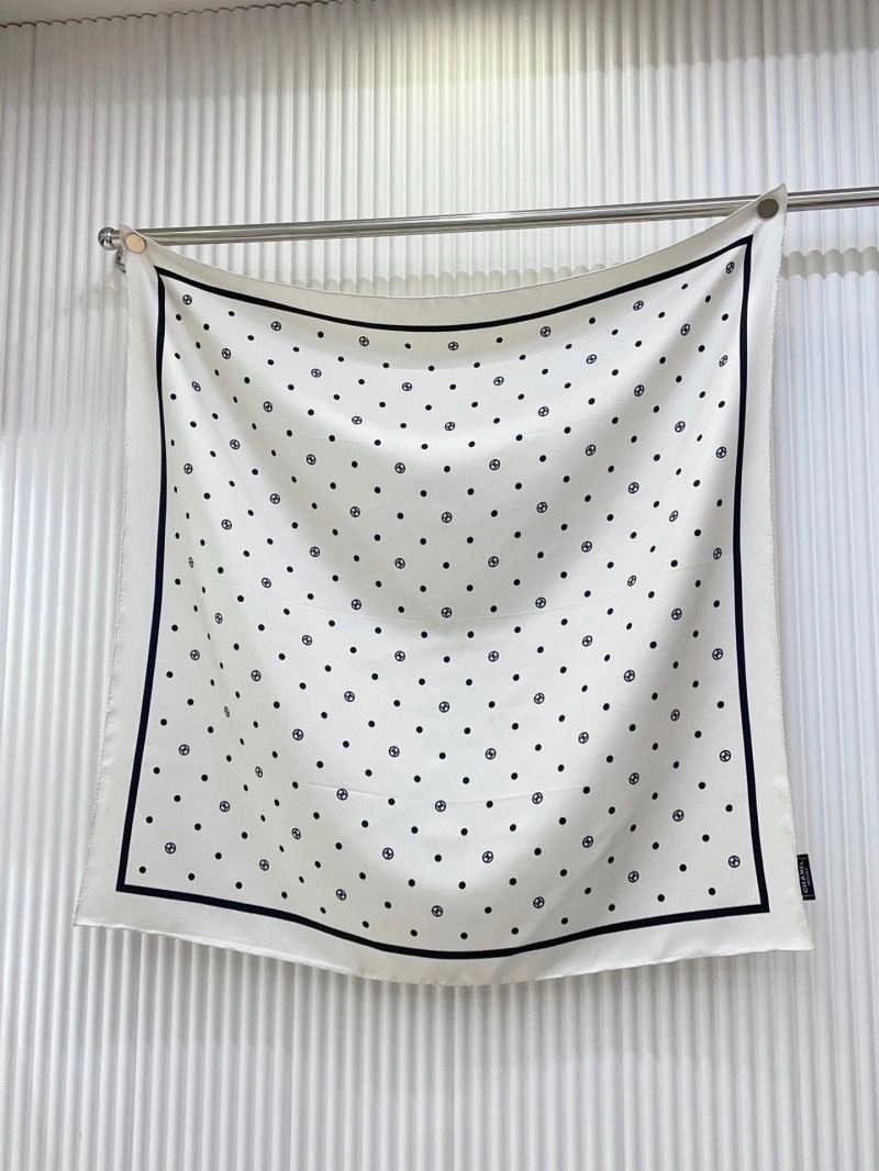 Chanel Scarf Reliable 271893