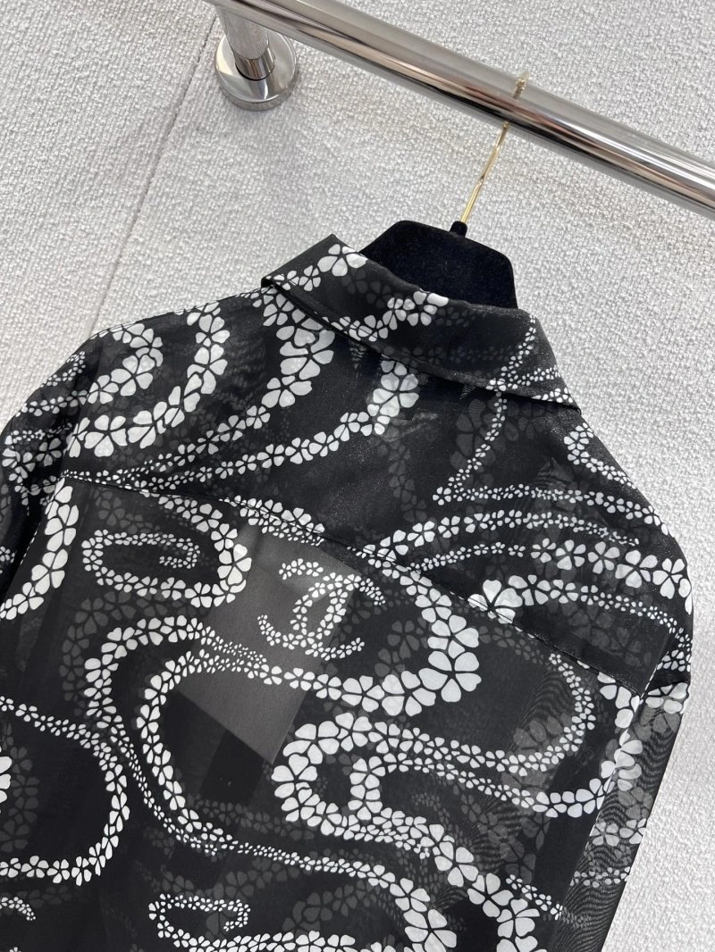 Trendsetting Chanel Shirts 108814