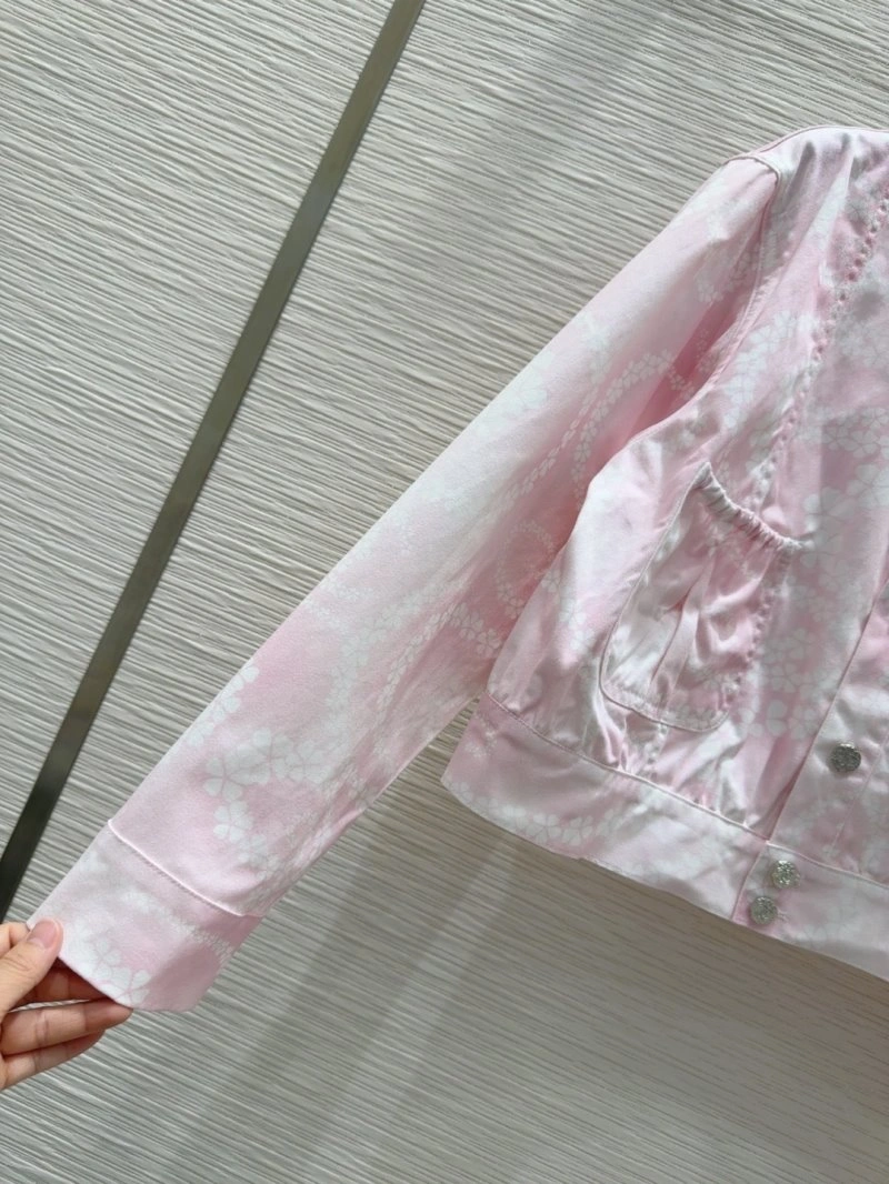 Unique Chanel Shirts 108818