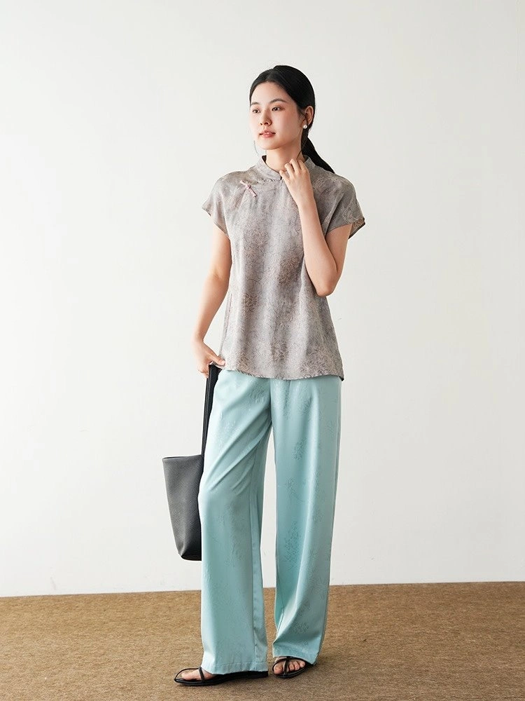 Breathable Chanel Shirts 110470