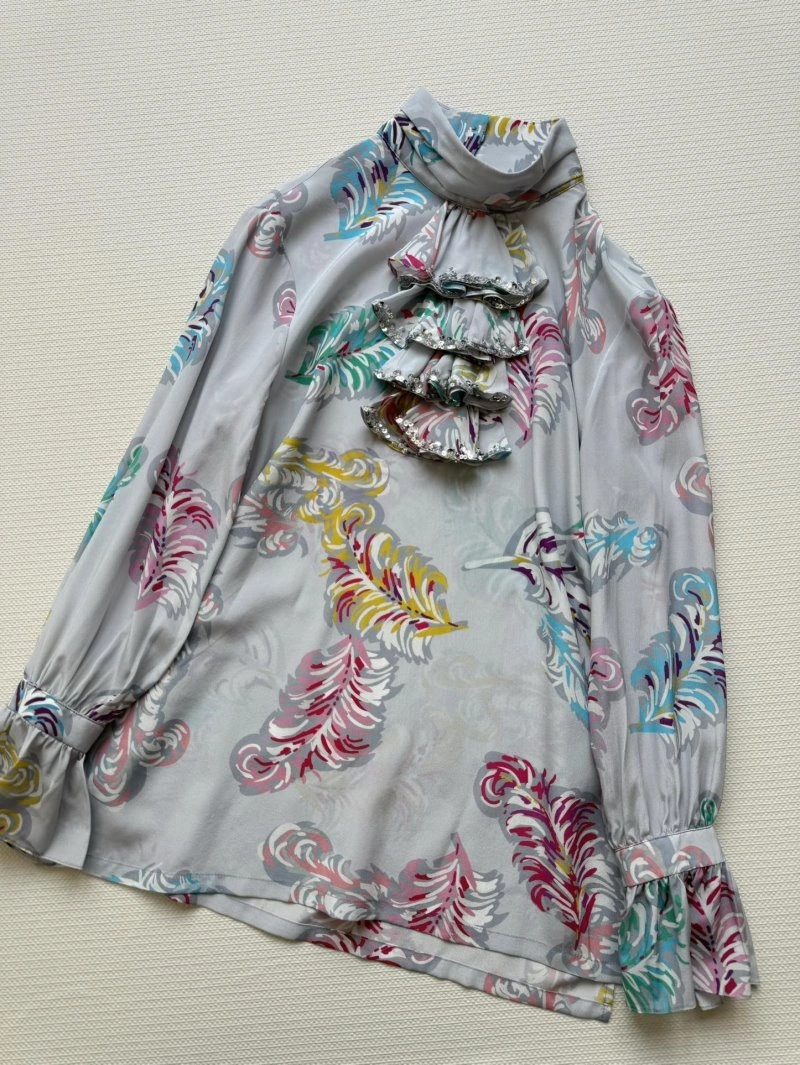 UrbanChic Chanel Shirts 108121