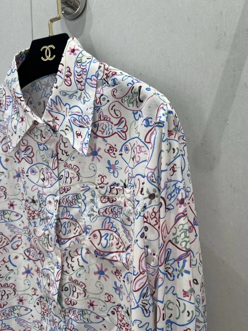 Chanel Shirts Versatile 108116