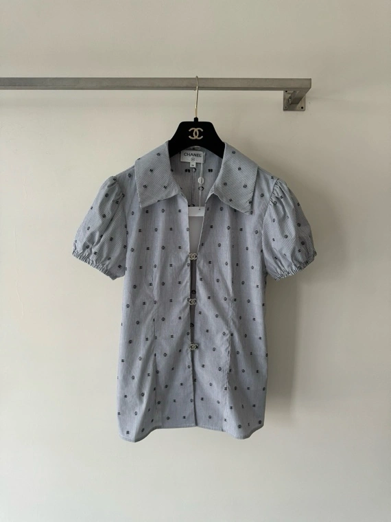 Lightweight Chanel Shirts 108111