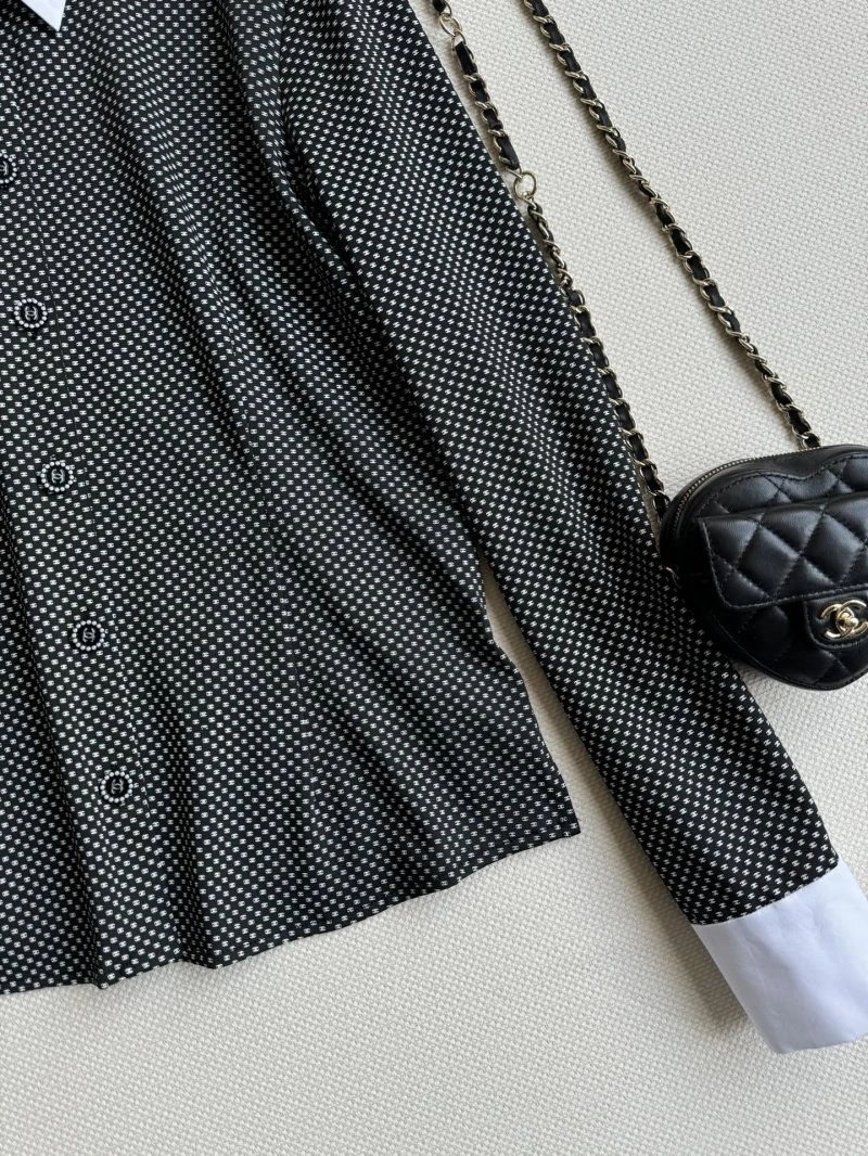 Seasonal Chanel Shirts 108103