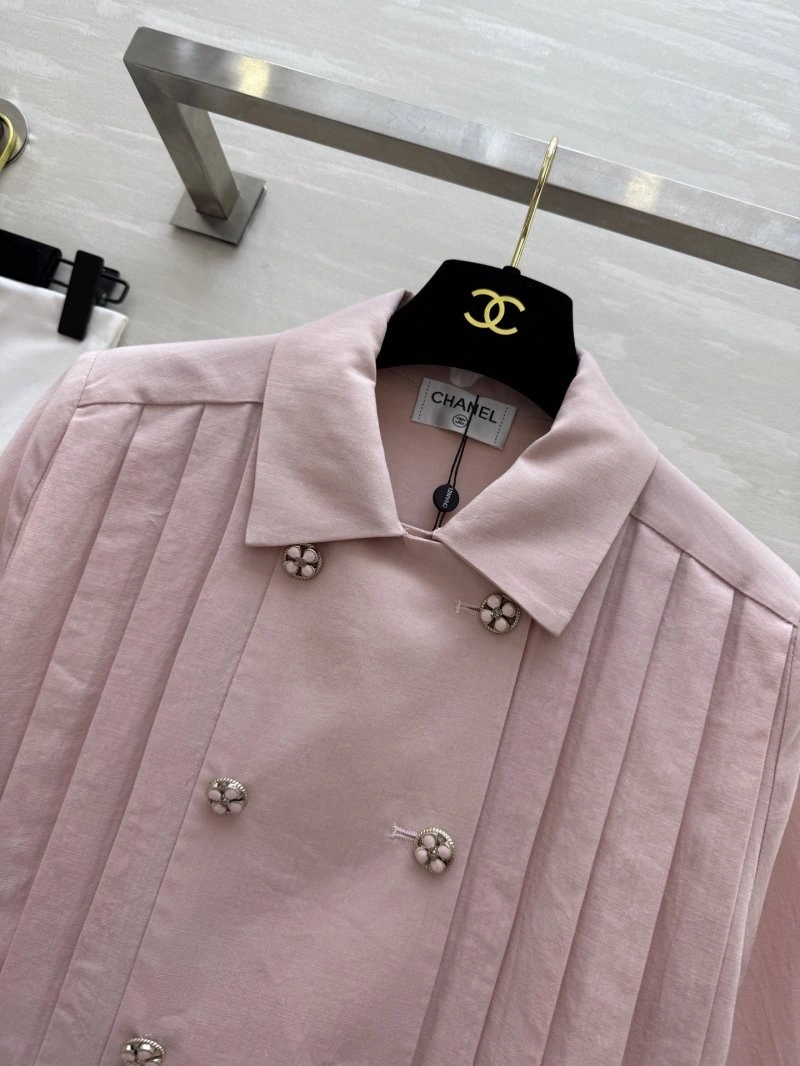 Lightweight Chanel Shirts 109780