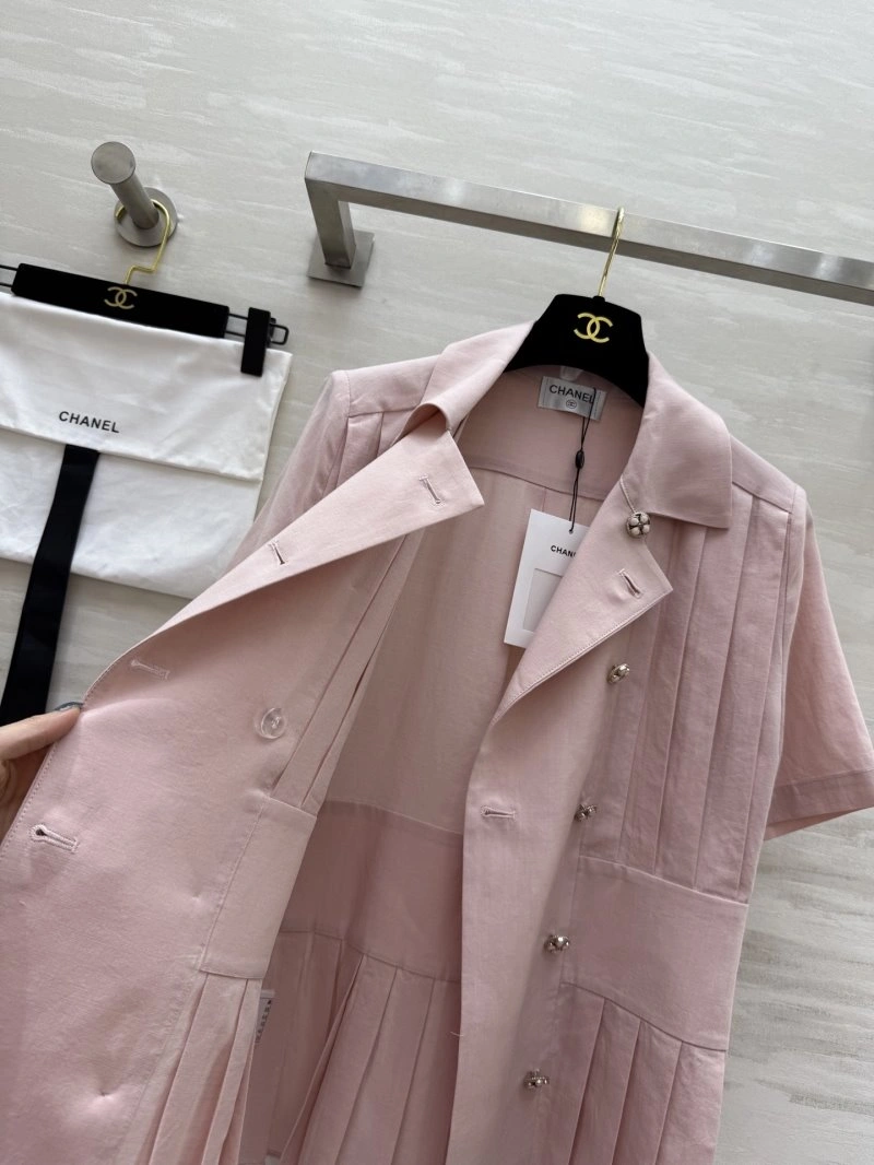 Lightweight Chanel Shirts 109780
