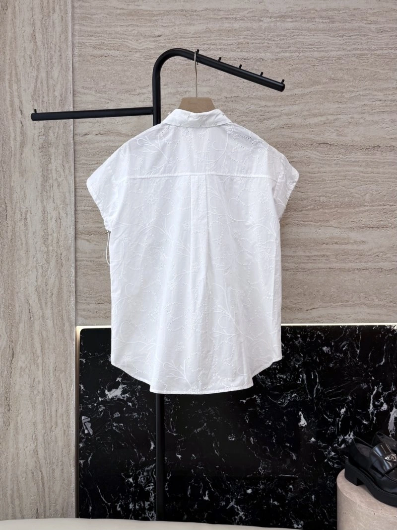 Sleek Chanel Shirts 109761