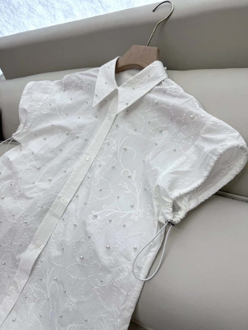 Sleek Chanel Shirts 109761