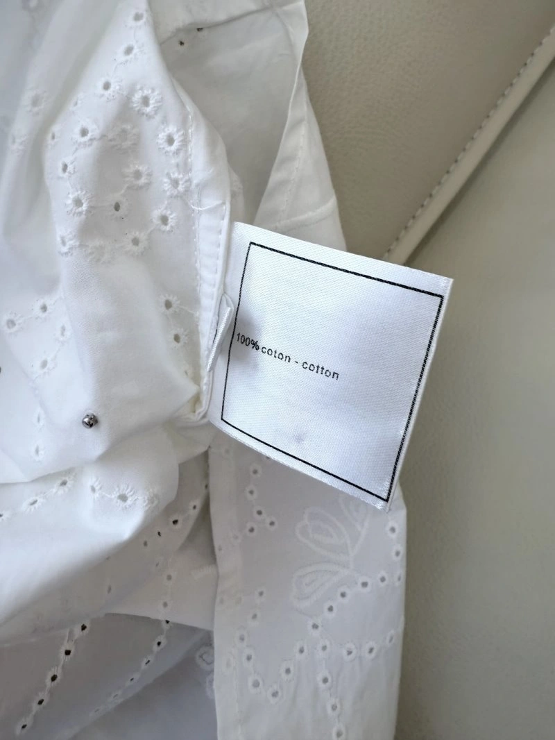 Sleek Chanel Shirts 109761