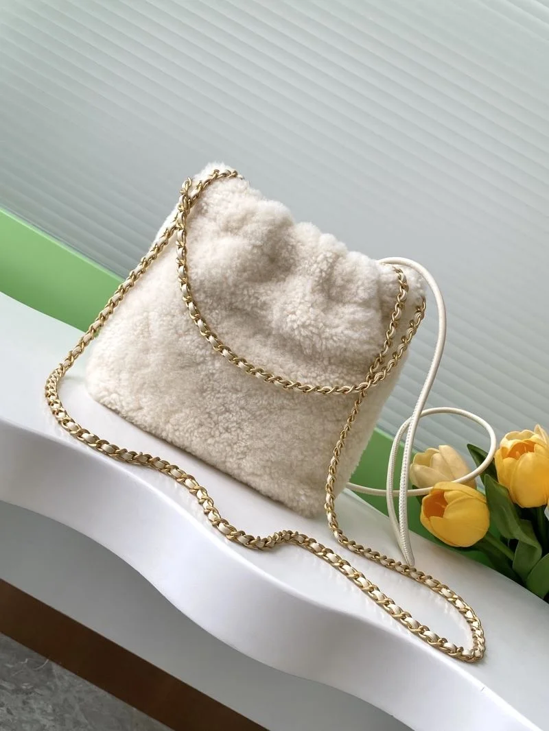Stretchable Chanel Shopping Bags 53832