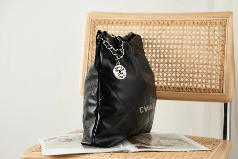Chanel Shopping Bags Snug 53831