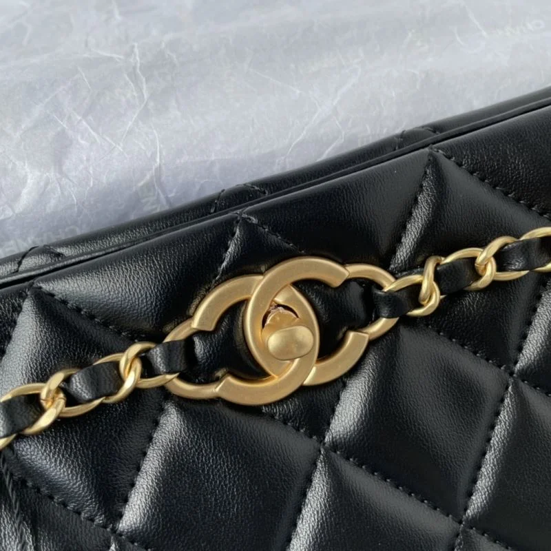 Lightweight Chanel Shopping Bags 53821