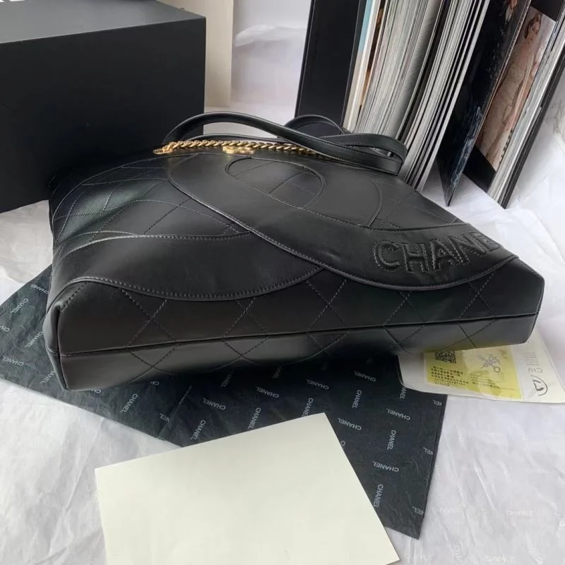 Chanel Shopping Bags Comfortable 53810