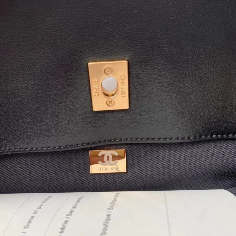 Chanel Shopping Bags Comfortable 53810