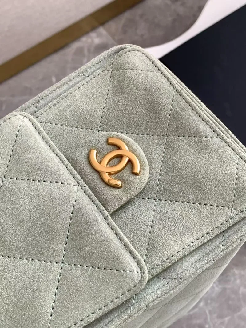 UrbanChic Chanel Shopping Bags 53808
