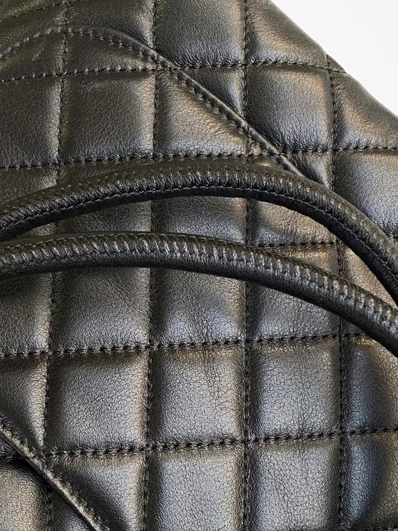 Chanel Shopping Bags OdorResistant 53843