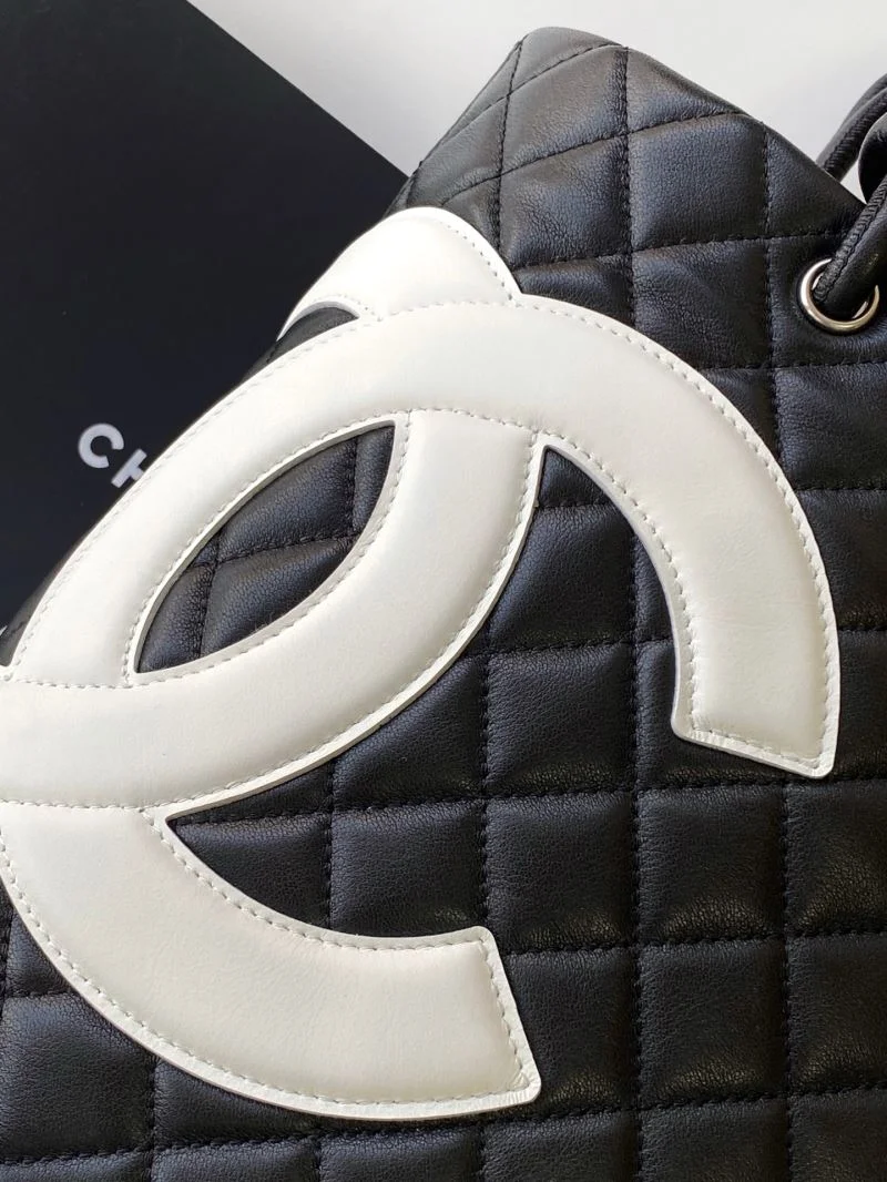 EyeCatching Chanel Shopping Bags 53816