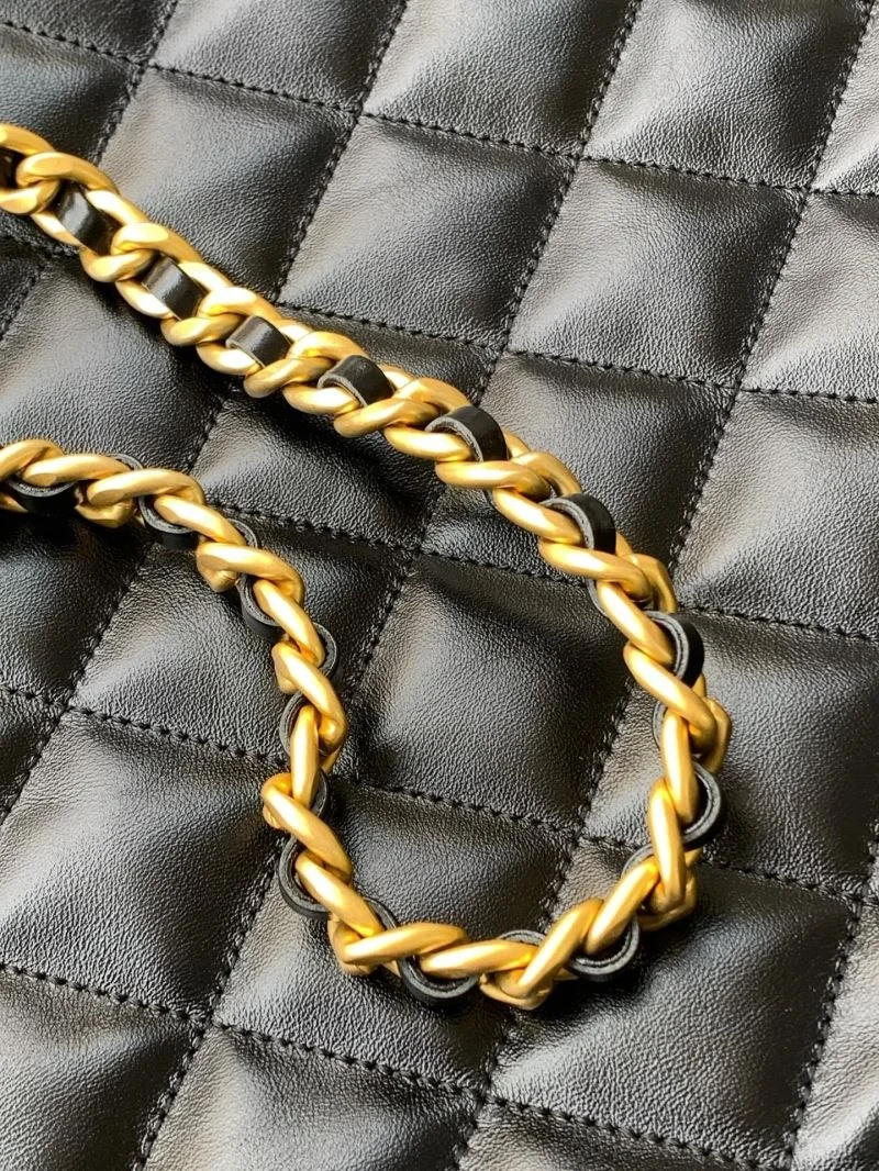 Chanel Shopping Bags RelaxedFit 53818