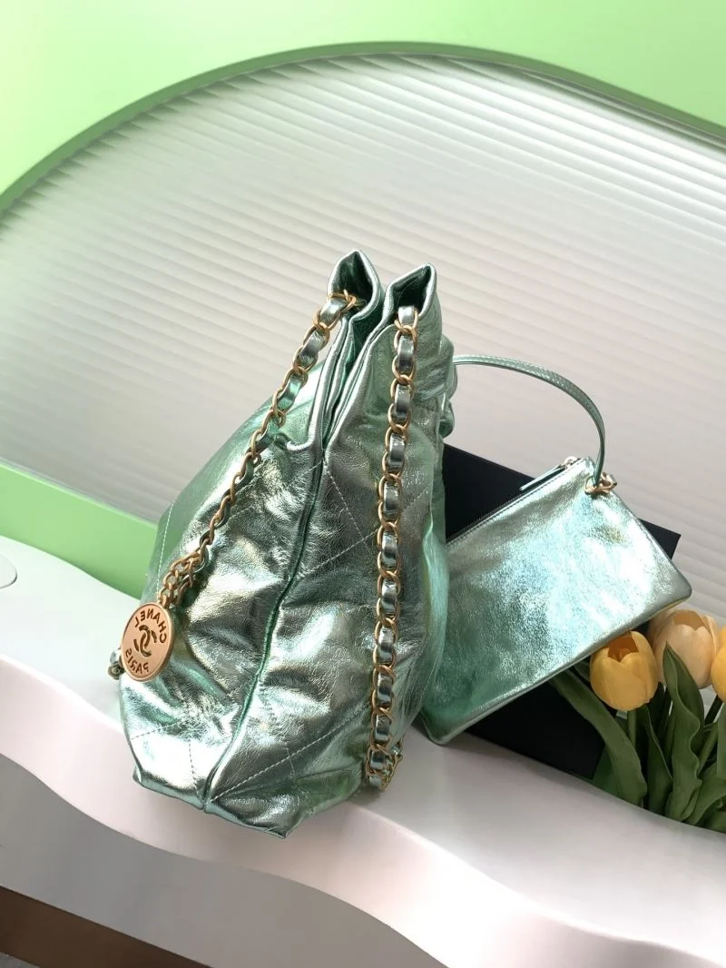 Compact Chanel Shopping Bags 53805
