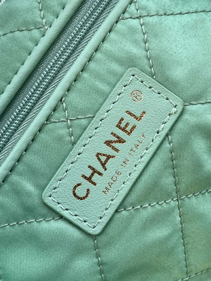Compact Chanel Shopping Bags 53805