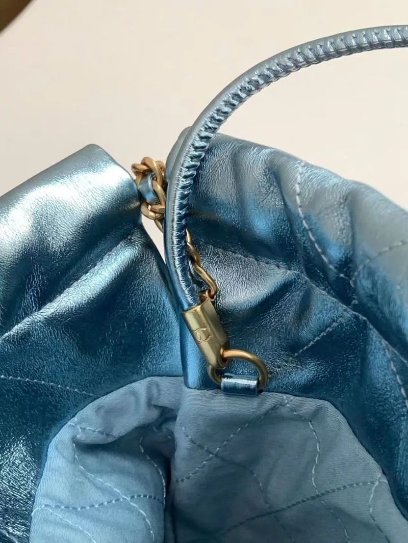 Supportive Chanel Shopping Bags 53799