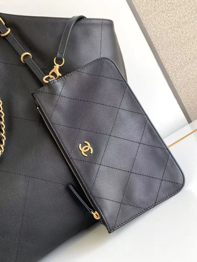 EyeCatching Chanel Shopping Bags 53791