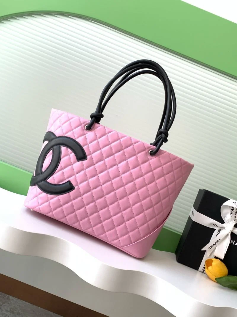 Youthful Chanel Shopping Bags 52701