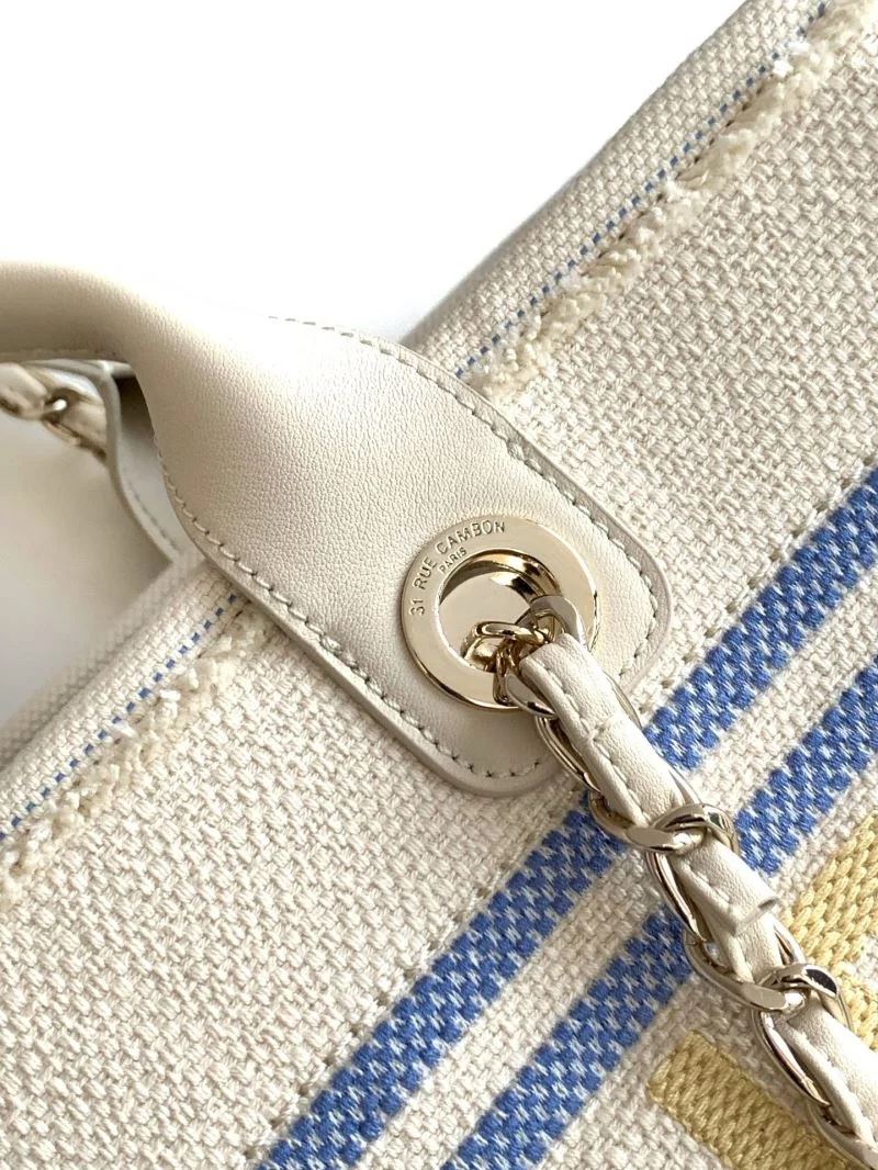 Chanel Shopping Bags Unique 52694