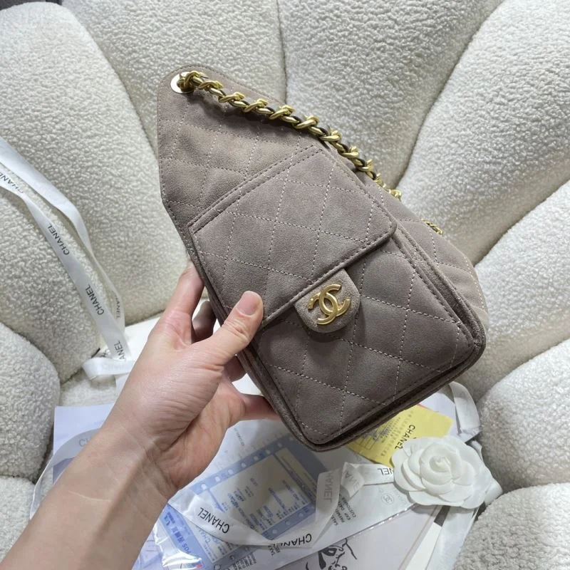 Resilient Chanel Shopping Bags 52684