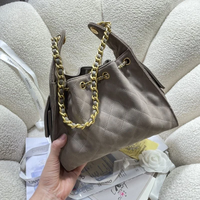 Resilient Chanel Shopping Bags 52684