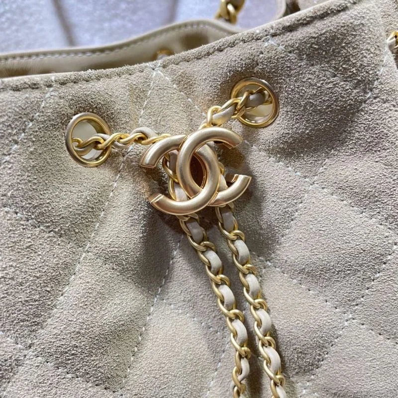 Chanel Shopping Bags Trendy 52685