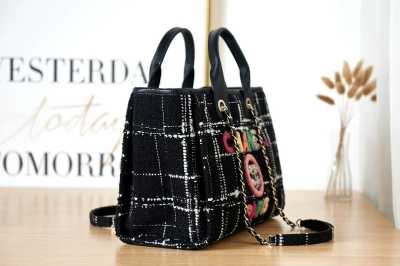 Chanel Shopping Bags Practical 52679