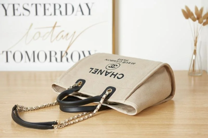 EasyMatch Chanel Shopping Bags 52673