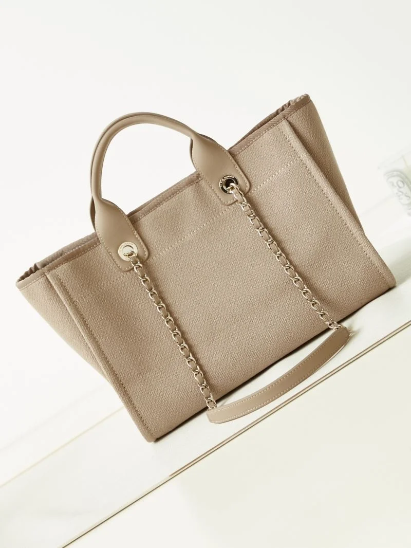 Chanel Shopping Bags Bright 52678