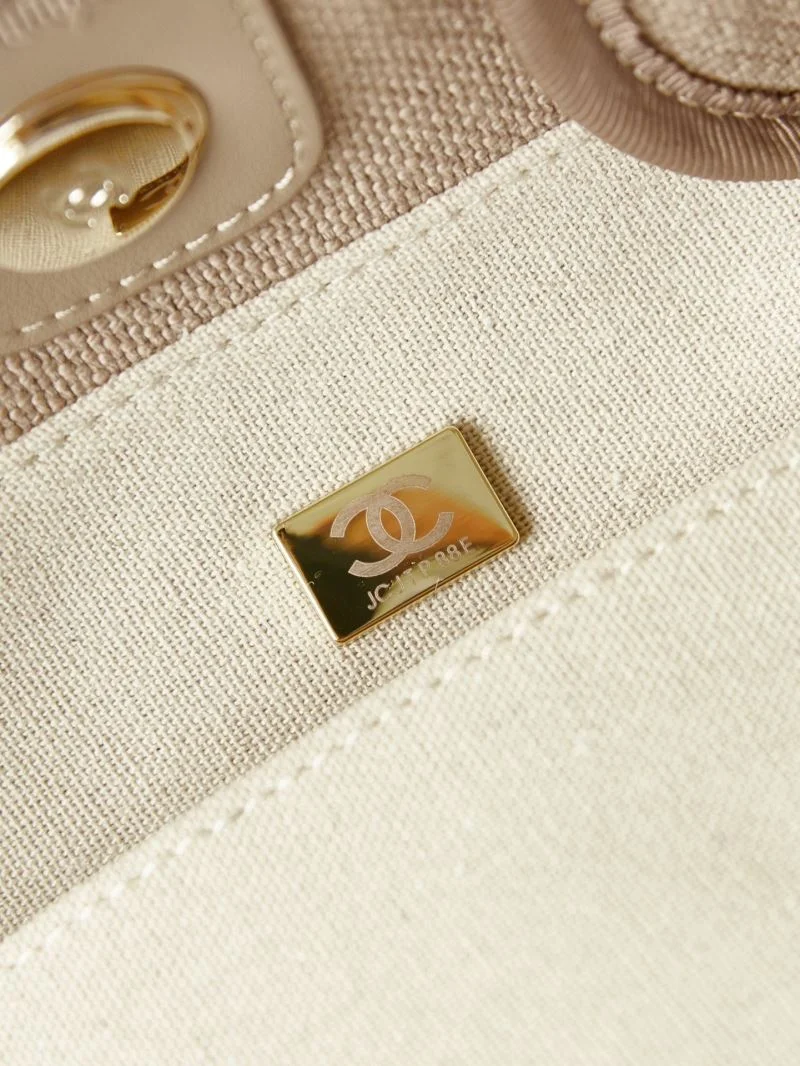 Chanel Shopping Bags Bright 52678