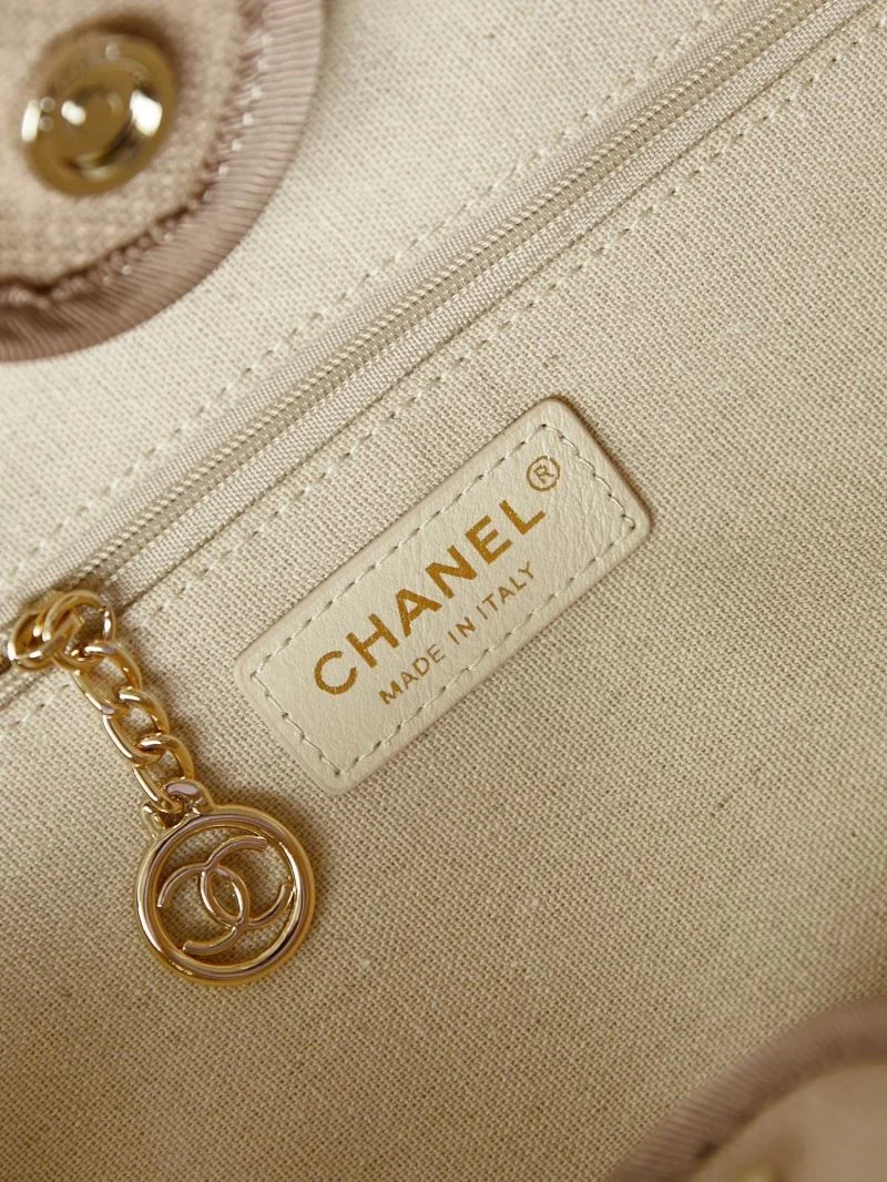 Chanel Shopping Bags Bright 52678