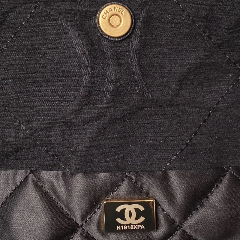 Chanel Shopping Bags Resilient 52667