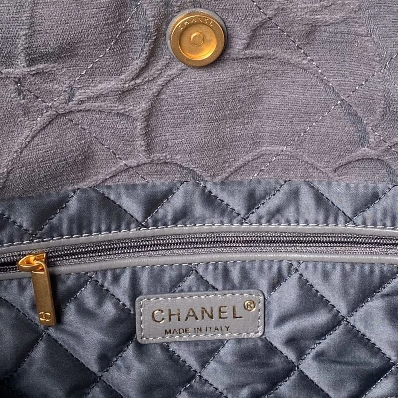 Sustainable Chanel Shopping Bags 52668