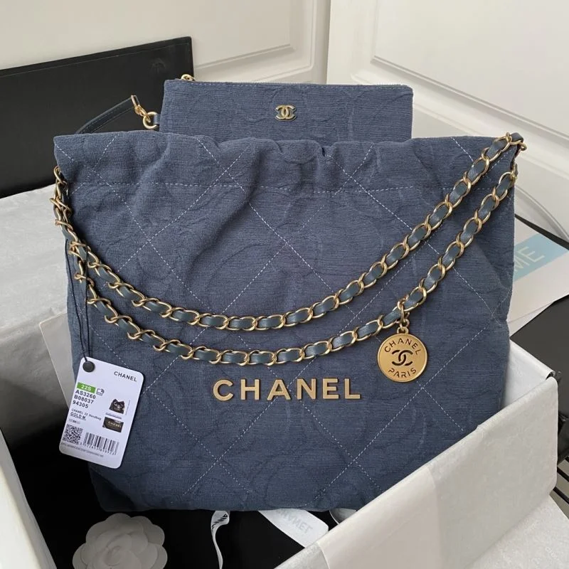 ModernLook Chanel Shopping Bags 52670
