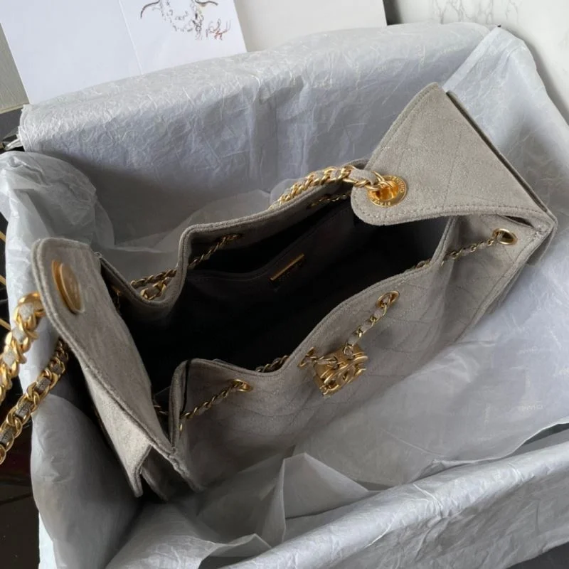 Chanel Shopping Bags Snug 52659