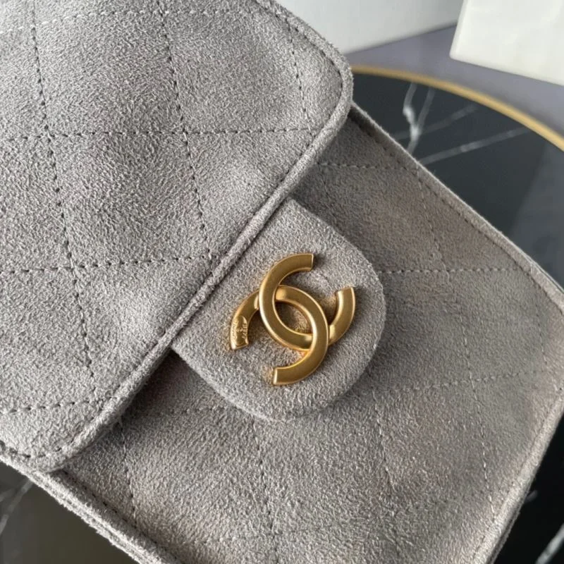 Chanel Shopping Bags Snug 52659