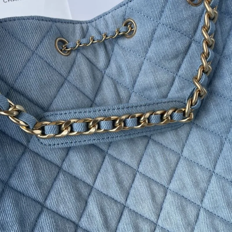 Chanel Shopping Bags Trendsetting 52656